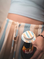 Flaschendeckel Strohhut stripes² für Bier, Limo & kl. Sektflaschen | auch als Schlüsselanhänger