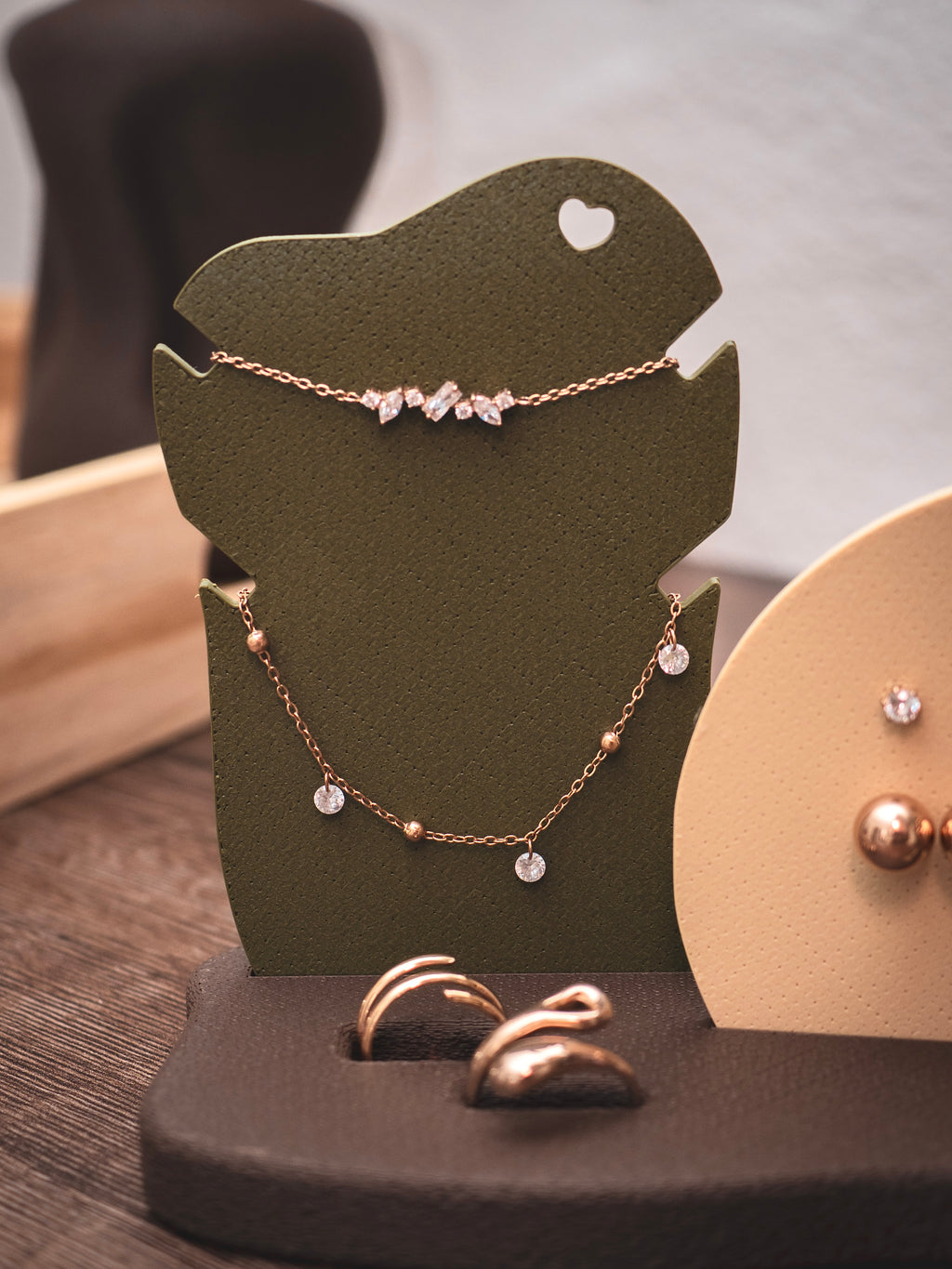 eternal love | Schmuckständer für besondere Schmuckstücke | Brautschmuck Erinnerungsschmuck | linori edition