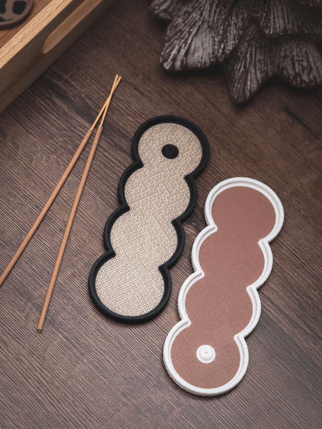 Räucherstäbchen Halter | 16 cm - verschiedene Farben | + 1 Gratis Räucherstäbchen