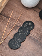 Räucherstäbchen Halter believe in yourself | 16 cm - verschiedene Farben | + 1 Gratis Räucherstäbchen
