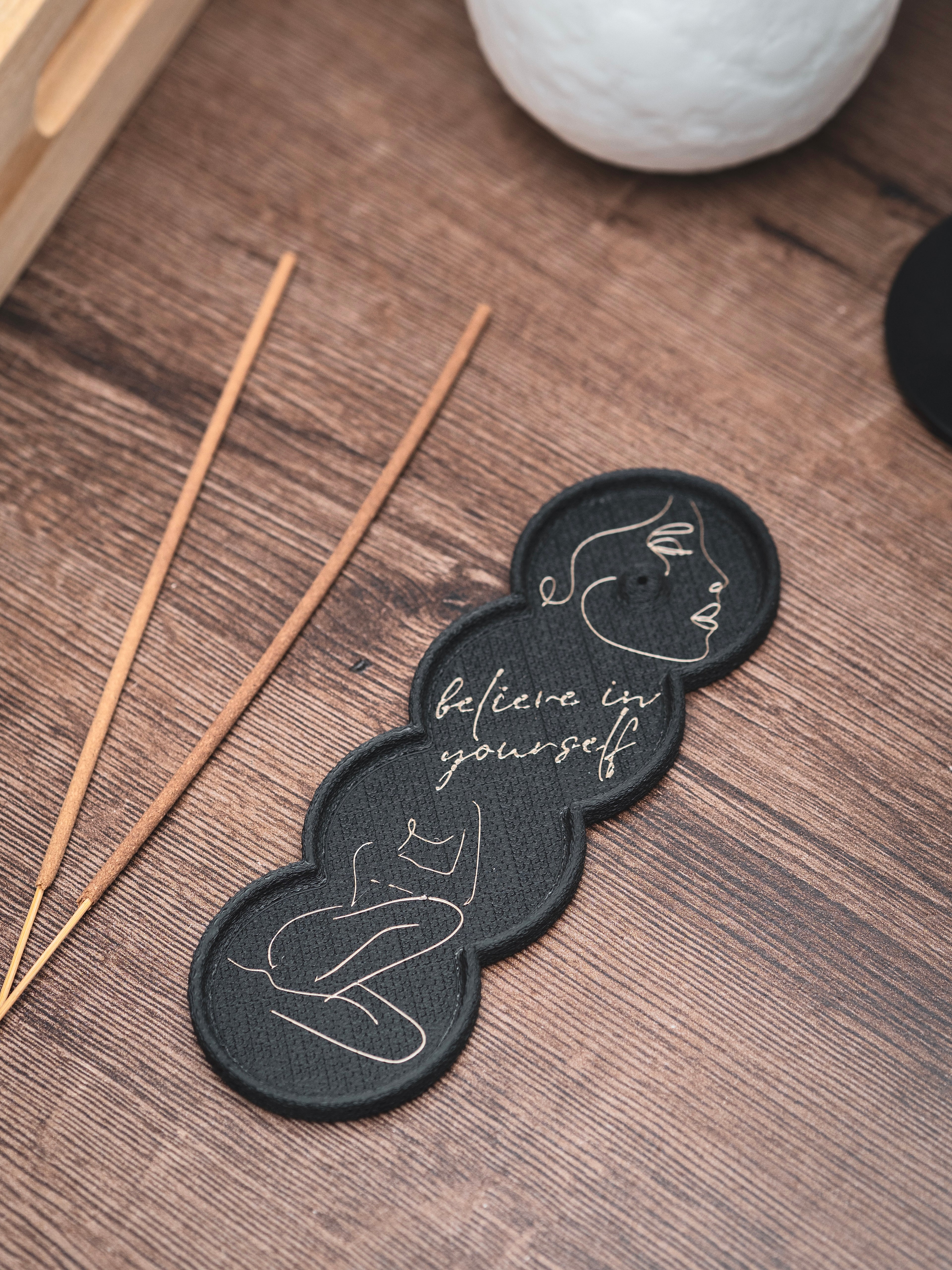 Räucherstäbchen Halter believe in yourself | 16 cm - verschiedene Farben | + 1 Gratis Räucherstäbchen