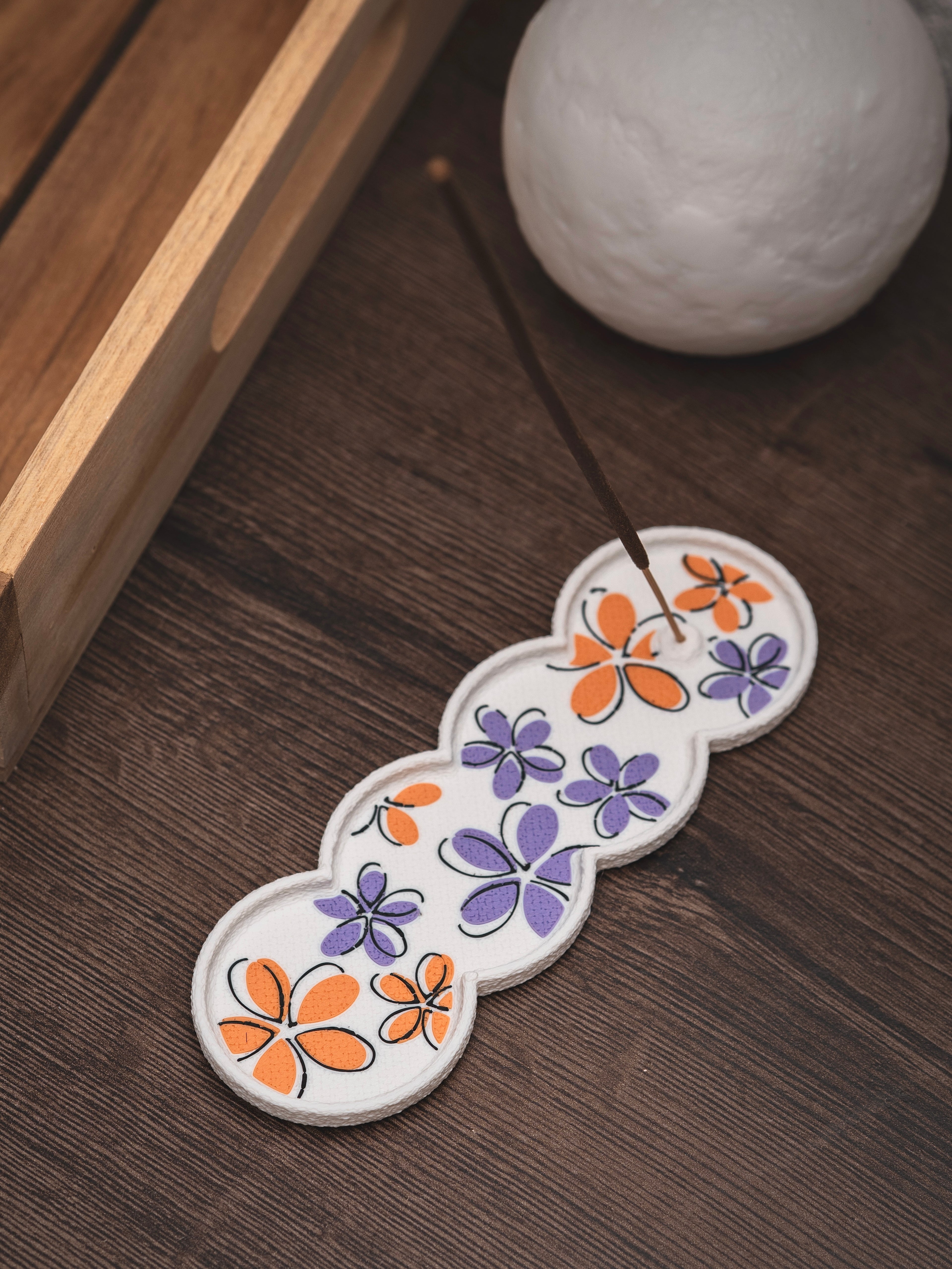 Räucherstäbchen Halter Bloom Art | 16 cm - verschiedene Farben | + 1 Gratis Räucherstäbchen