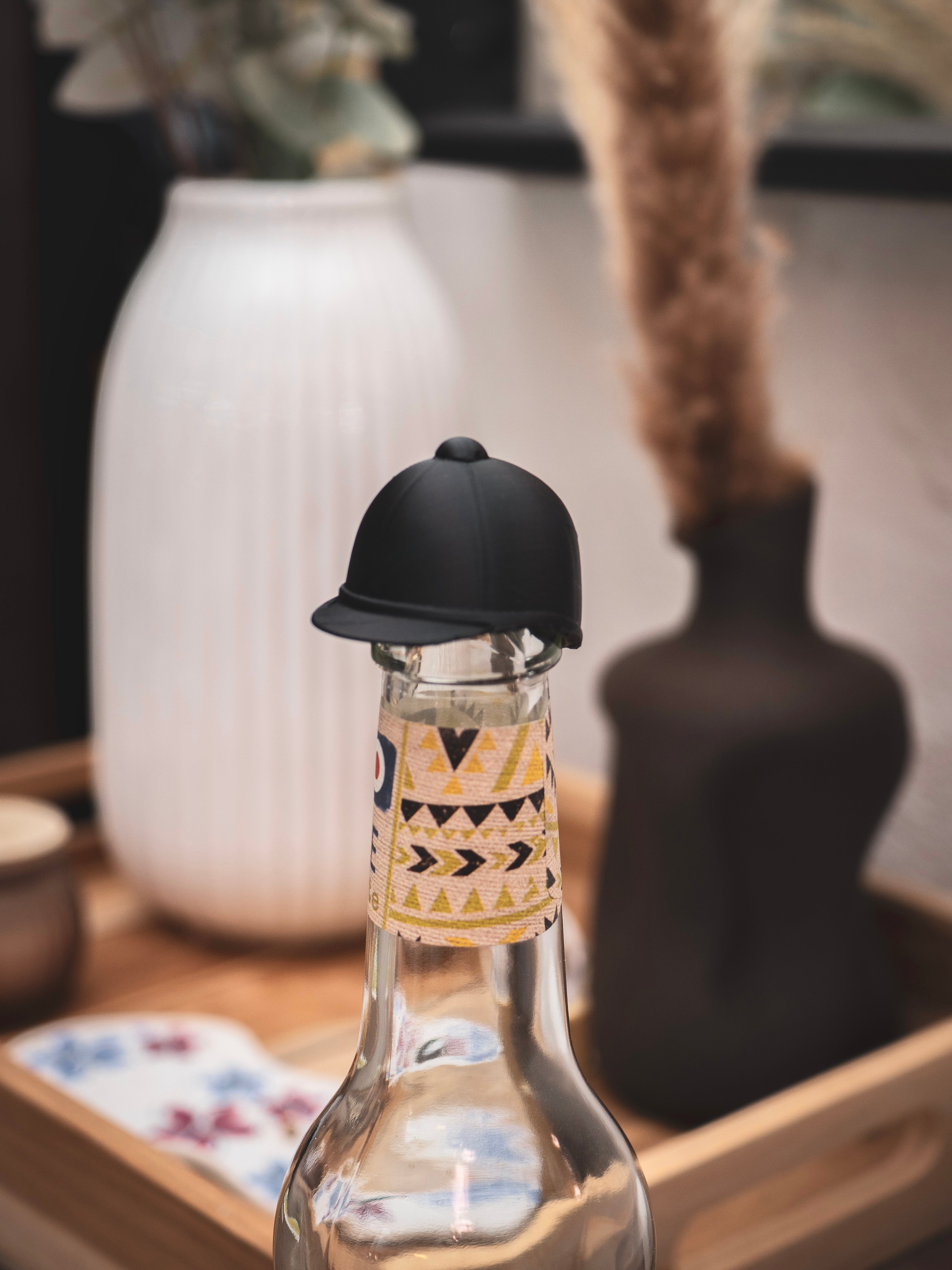 Flaschendeckel Reiterhelm für Bier, Limo & kl. Sektflaschen | verschiedene Farben