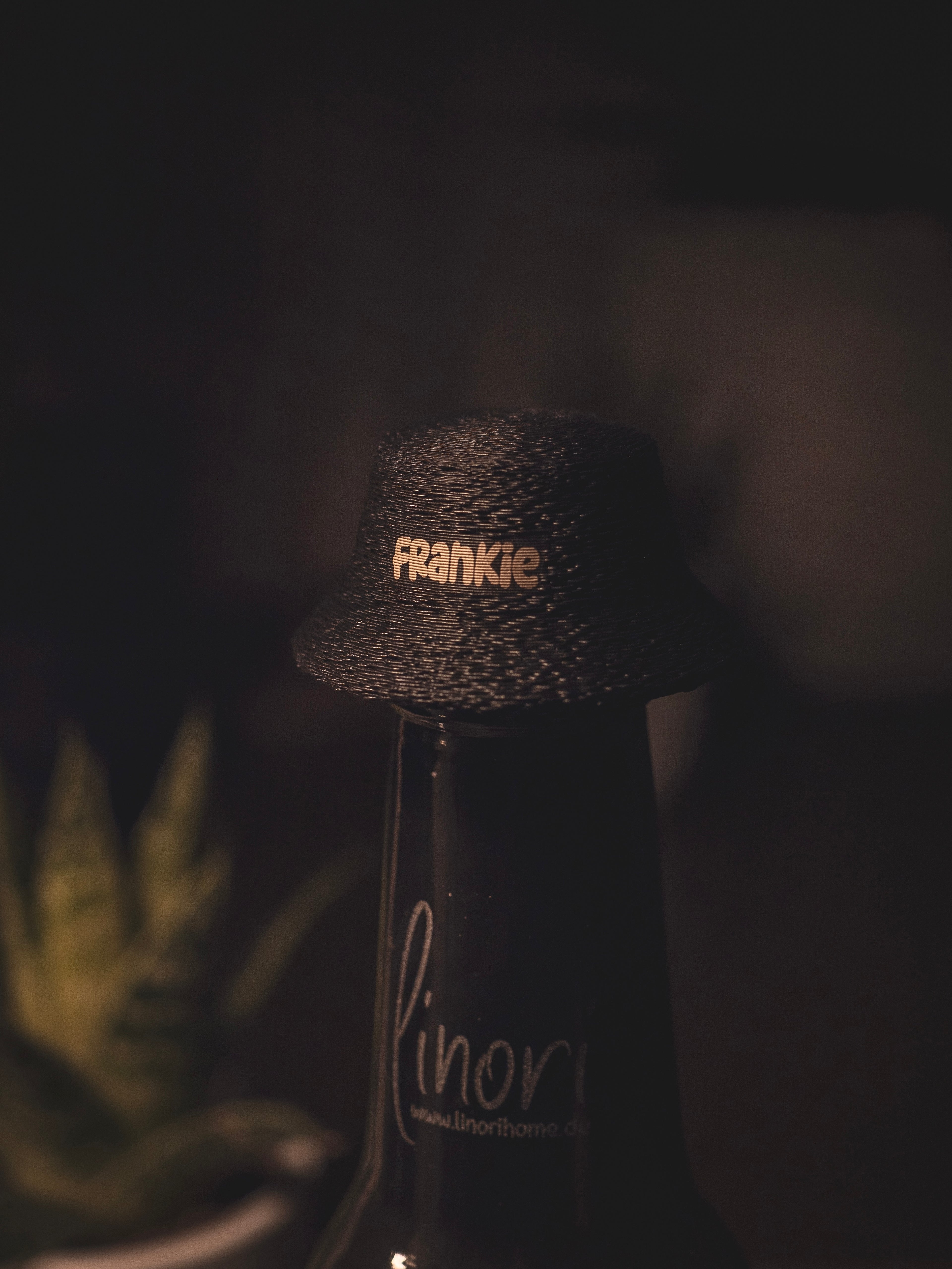 Flaschendeckel Fischerhut für Bier, Limo & kl. Sektflaschen | in schwarz & personalisierbar