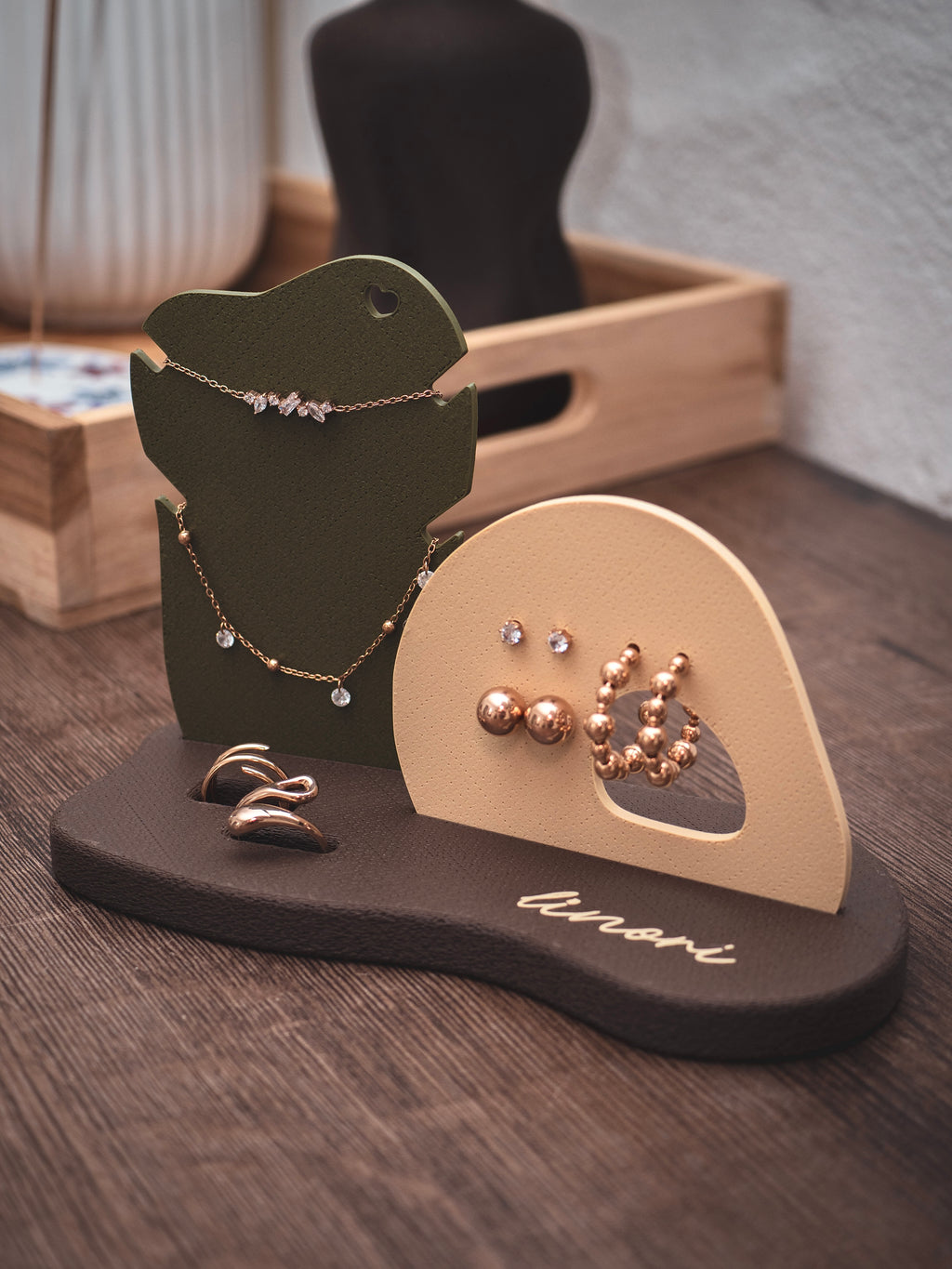 eternal love | Schmuckständer für besondere Schmuckstücke | Brautschmuck Erinnerungsschmuck | linori edition