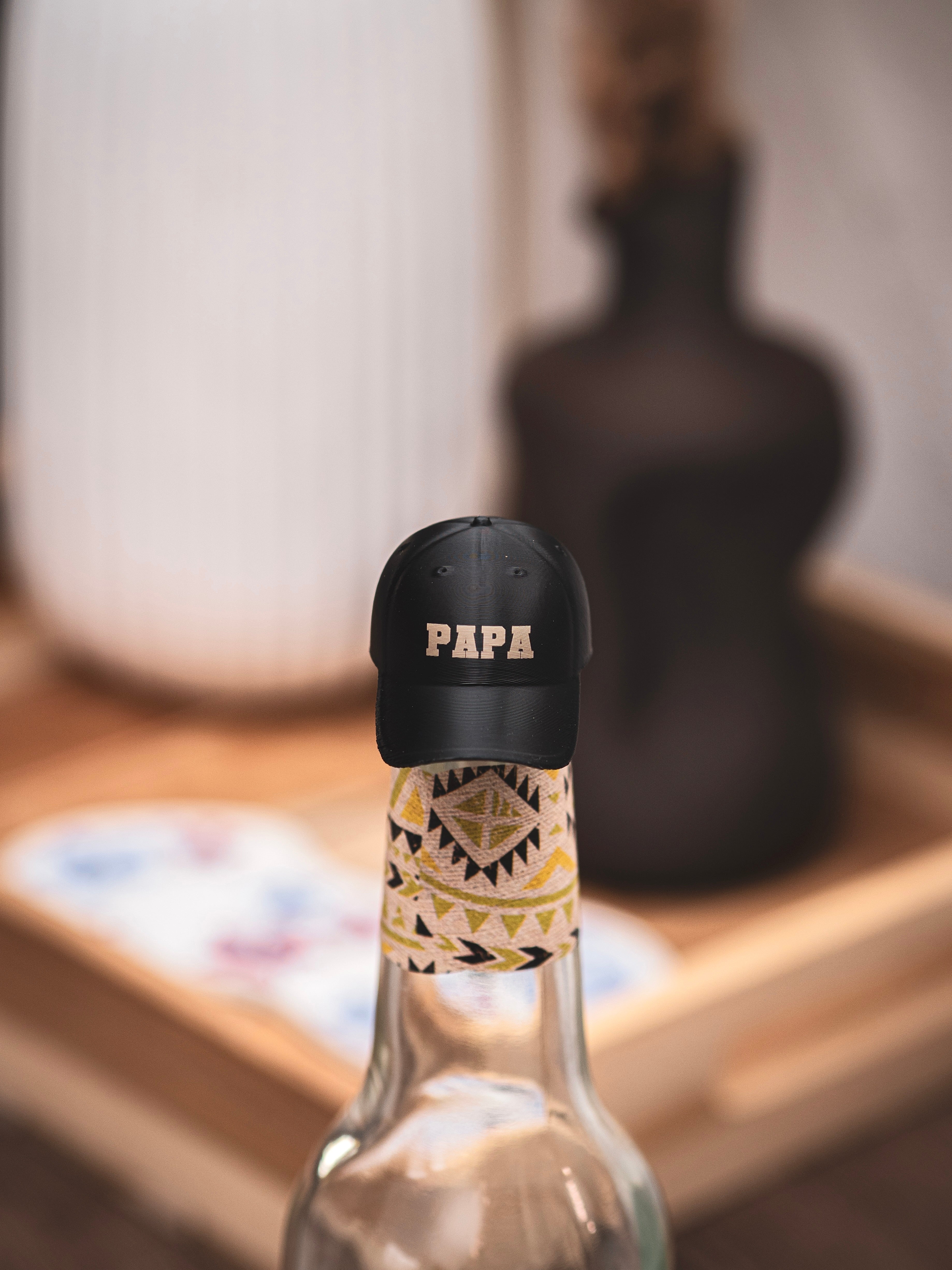 Flaschendeckel Basecap für Bier, Limo & kl. Sektflaschen | in schwarz & personalisierbar