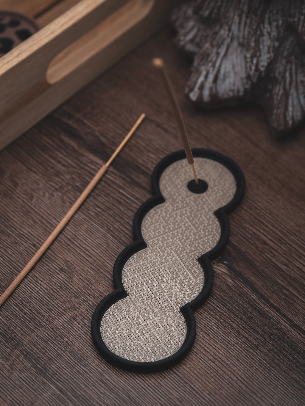Räucherstäbchen Halter | 16 cm - verschiedene Farben | + 1 Gratis Räucherstäbchen