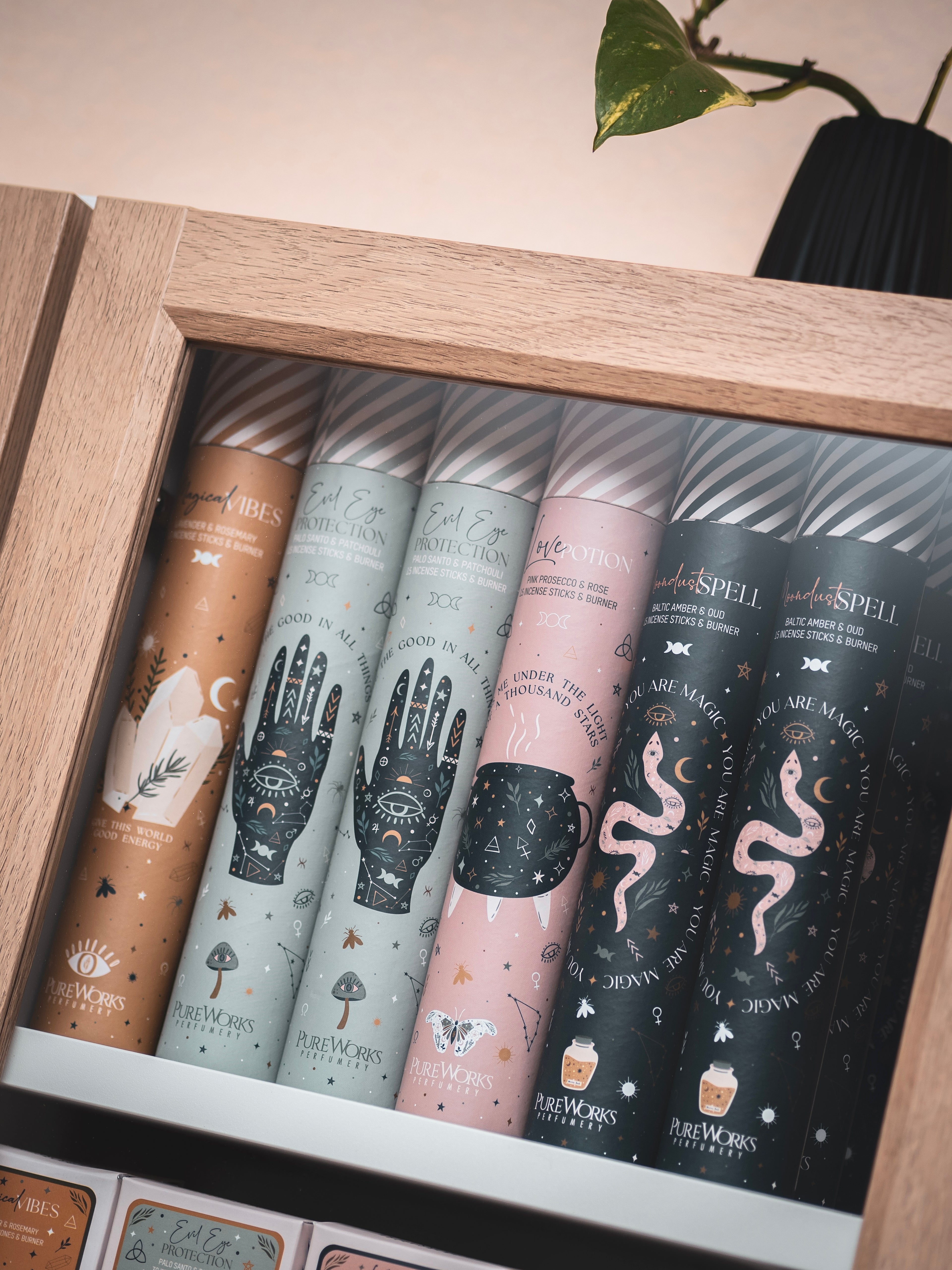 Räucherstäbchen "Celestial Magic" mit linori Räucherhalter
