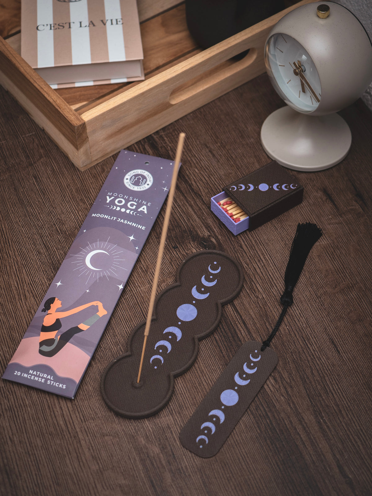 Mondphasen-Set | Räucherstäbchen, -halter, Streichholzbox & Lesezeichen