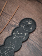 Räucherstäbchen Halter believe in yourself | 16 cm - verschiedene Farben | + 1 Gratis Räucherstäbchen