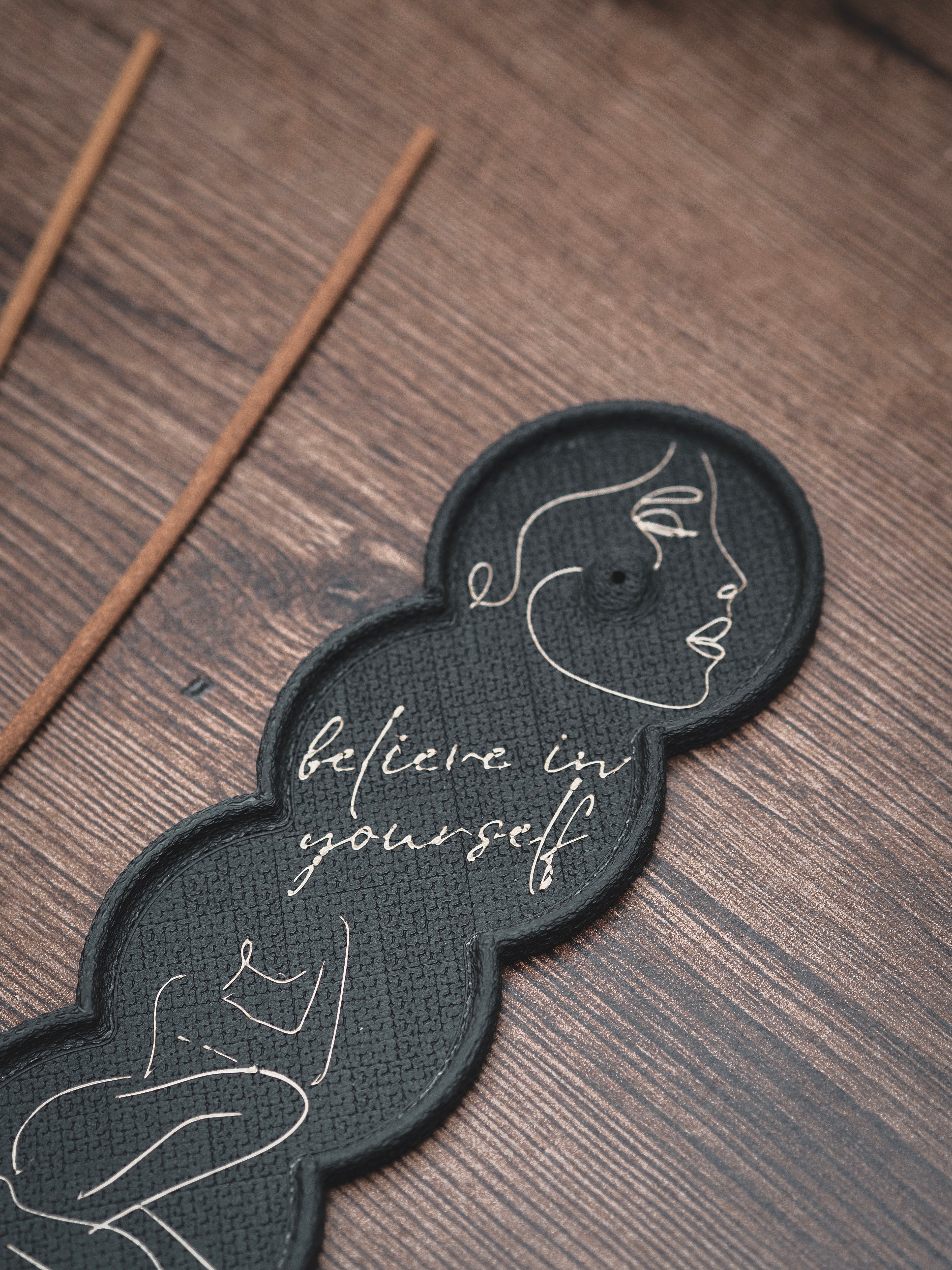 Räucherstäbchen Halter believe in yourself | 16 cm - verschiedene Farben | + 1 Gratis Räucherstäbchen