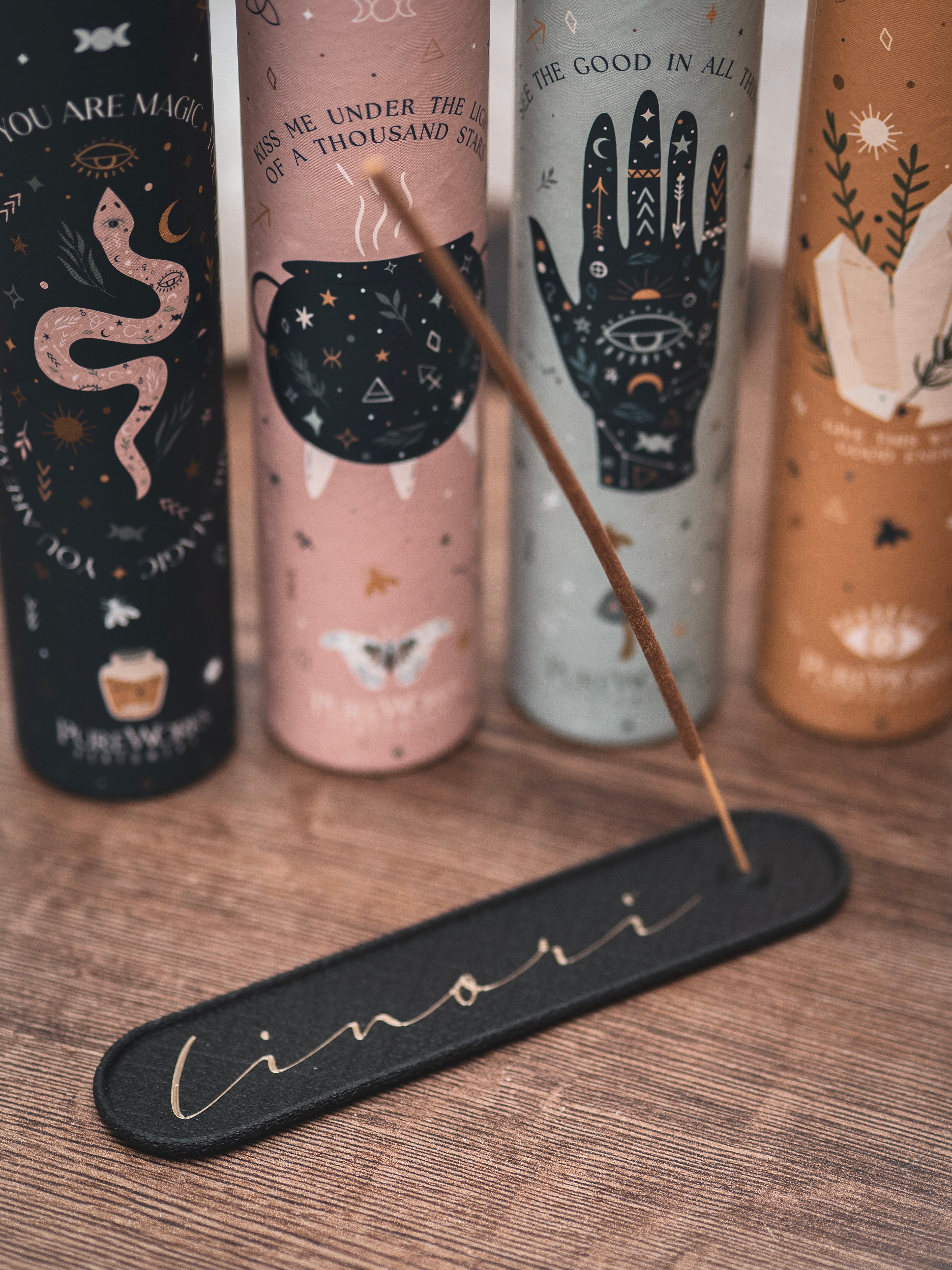 Räucherstäbchen "Celestial Magic" mit linori Räucherhalter