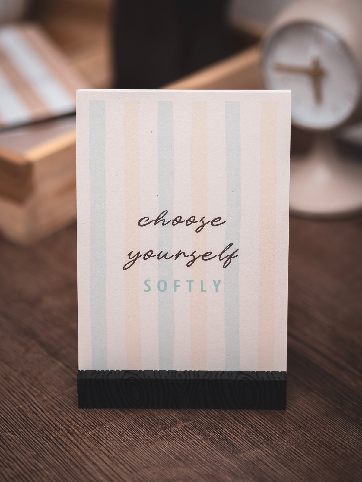Postkarte 'choose yourself softly'