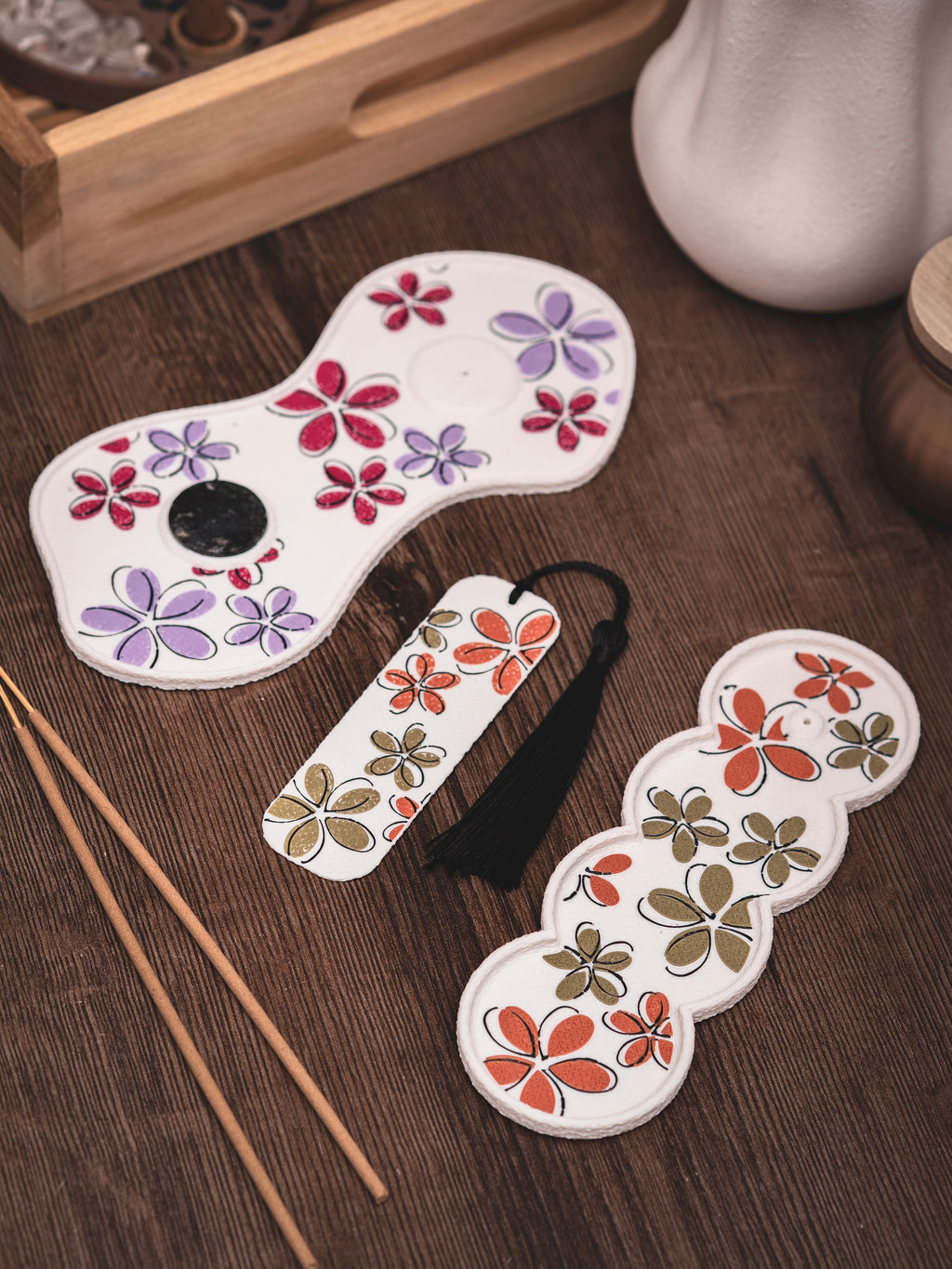 Räucherstäbchen Halter Bloom Art | 16 cm - verschiedene Farben | + 1 Gratis Räucherstäbchen