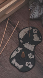 Räucherstäbchen & -kegel Halter | 18 cm - verschiedene Farben | + 1 Gratis Räucherstäbchen